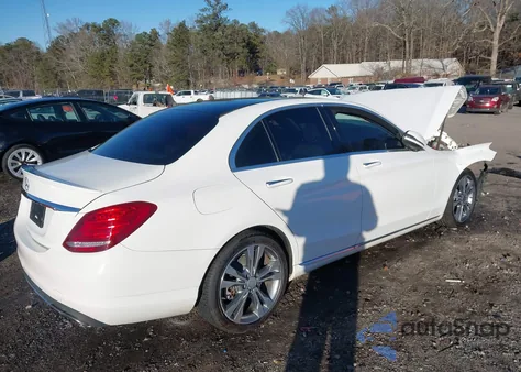 2017 Mercedes-Benz C 300 из США, поврежденный, VIN WDDWF4JB7HR253586